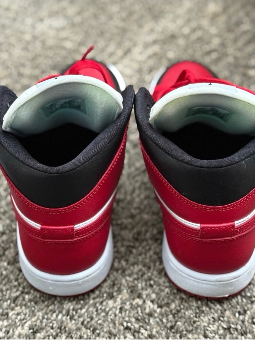 Jordan Air Jordan 1 Mid White Black Red - Picture 5 of 7